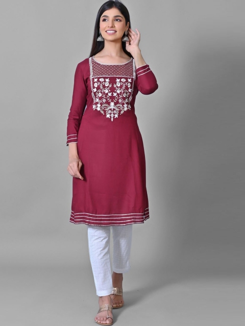 

PRAKRTEE Women Maroon Floral Yoke Design Thread Work Kurta