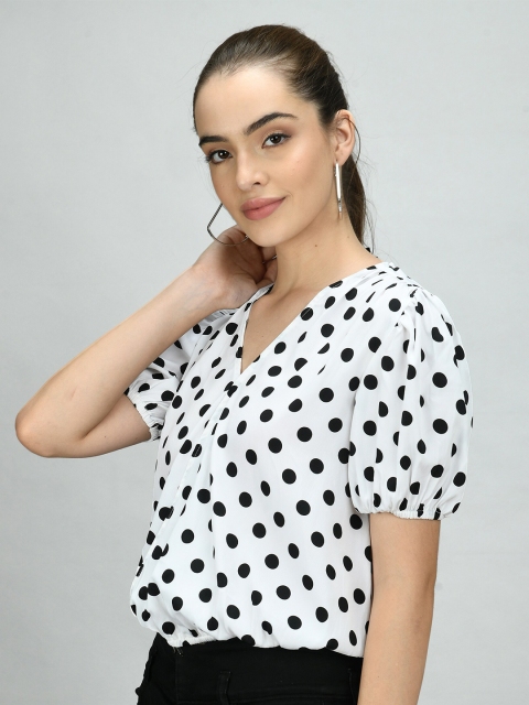 

Retrobelaa Women White & Black Printed Top