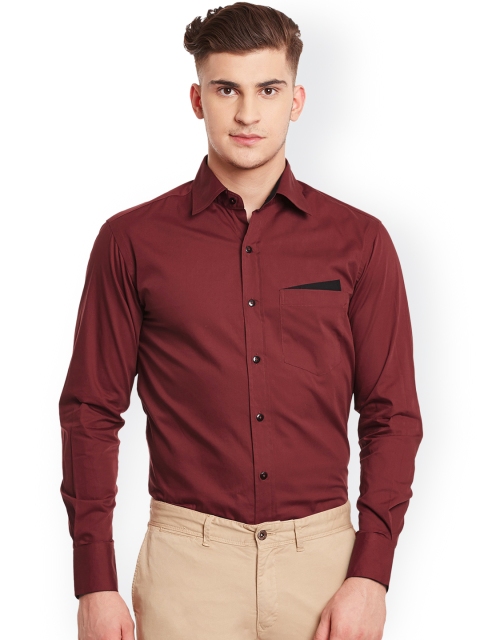 

Dazzio Men Maroon Smart Slim Fit Solid Semiformal Shirt