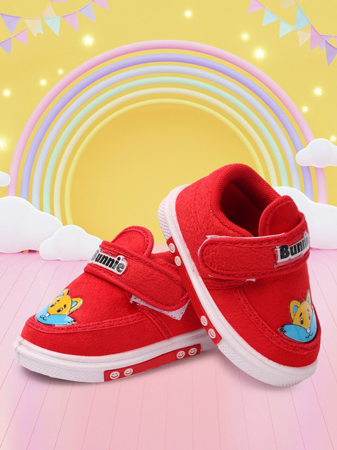 

FAST TRAX Unisex Kids Red Printed Sneakers