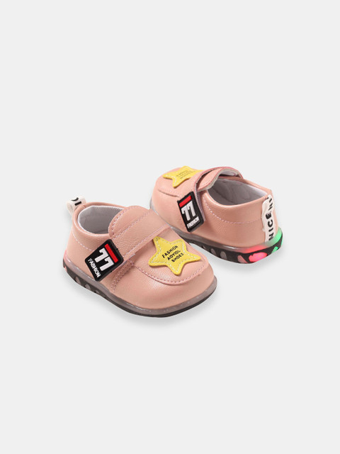 

Hopscotch Girls Pink Colourblocked LED Shoes With Star