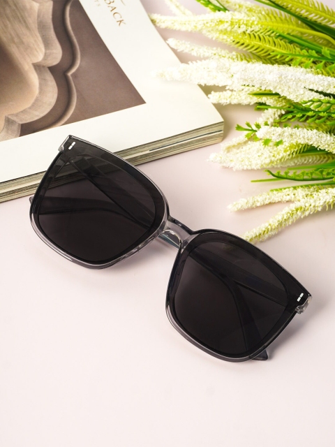 

Ferosh Unisex Black Lens & Black Oversized Sunglasses FASG22