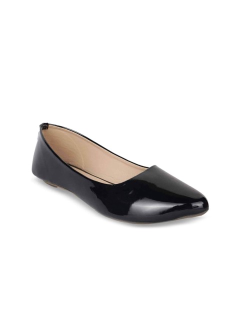 

Stylestry Women Black Solid Ballerinas Flats