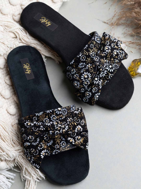 

Stylestry Women Black Open Toe Flats