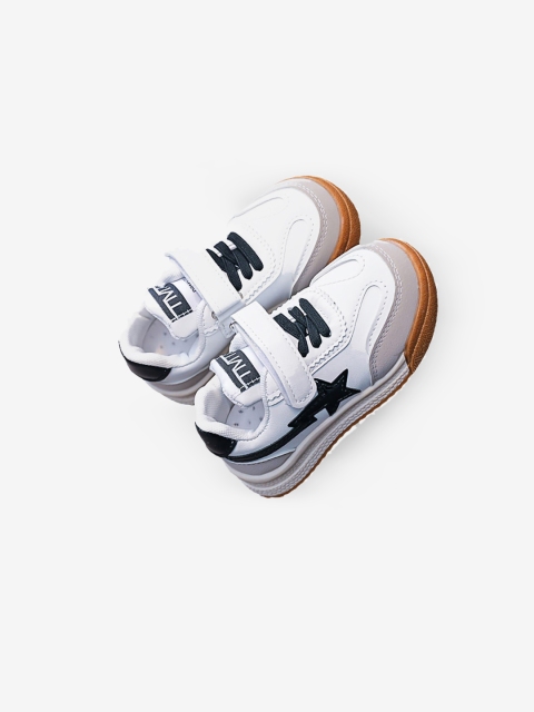 

Hopscotch Boys White & Black Printed PU Sneakers