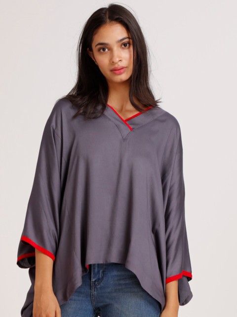 

SHAYE Women Grey Sheen Poncho Top