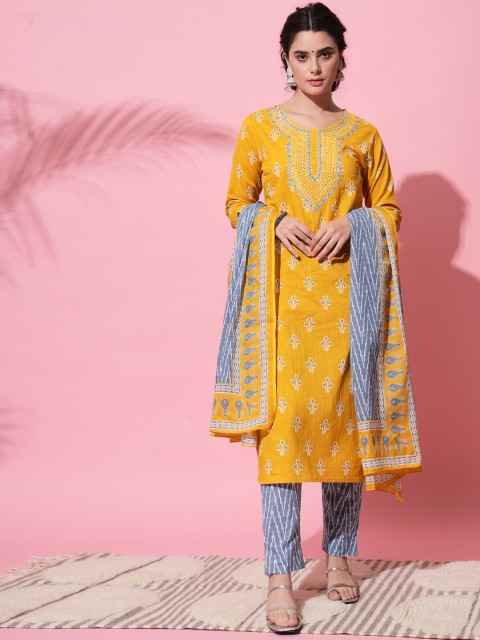 

VAANI CREATION Women Yellow Printed Pure Cotton Kurta with Trousers & With Dupatta