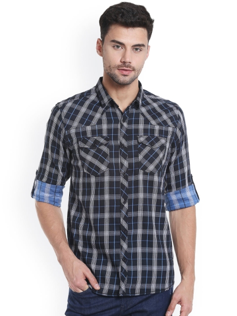 

SPYKAR Men Black & White Checked Slim Fit Casual Shirt