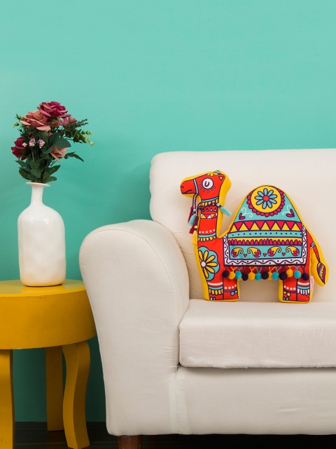 

Chumbak Multicoloured Polyester 14.5" x 13.8" Camel-Shaped Printed Cushion, Multi