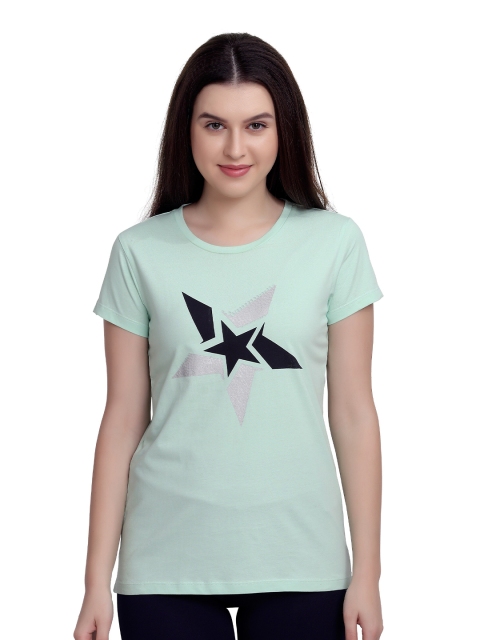

MAYSIXTY Women Green Printed Slim Fit T-shirt