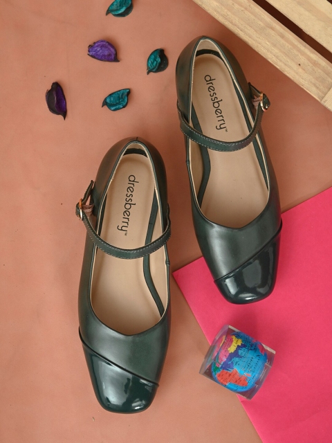 

DressBerry Women Green Ballerinas Flats