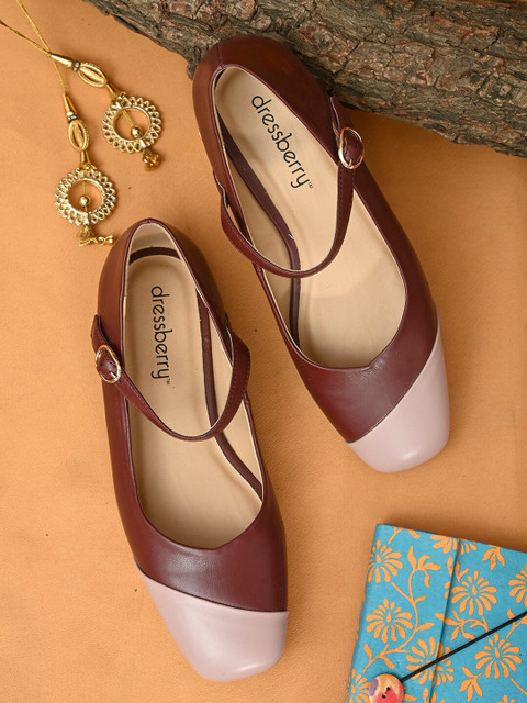 

DressBerry Women Brown Colourblocked Ballerinas
