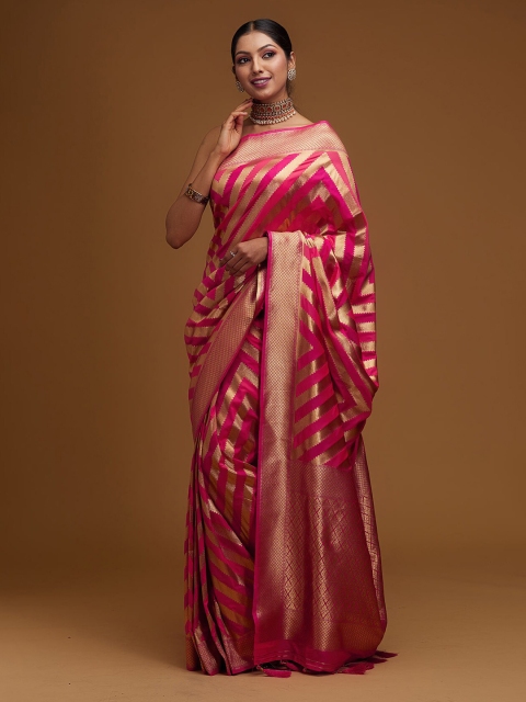 

Koskii Gold-Toned & Gold-Toned Woven Design Zari Art Silk Banarasi Saree