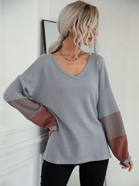 

La Aimee Grey Vertical Striped Top