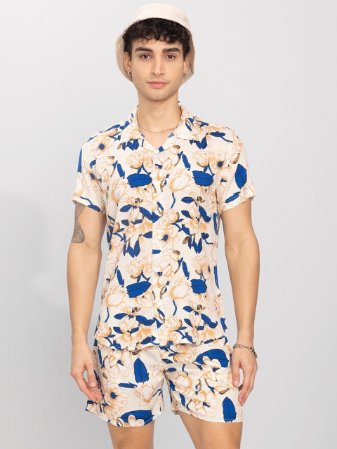 

Snitch Men Beige Floral Printed Co-Ords