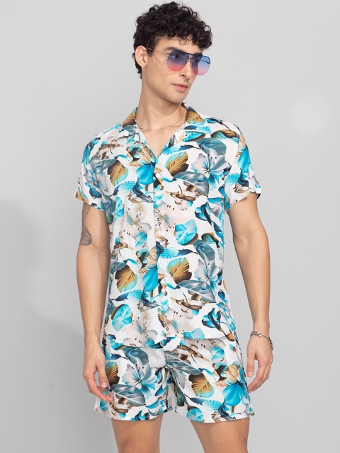 

Snitch Men Blue Printed Co-Ords