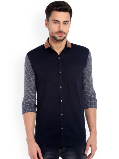 

Campus Sutra Men Navy Blue Standard Regular Fit Checked Casual Shirt