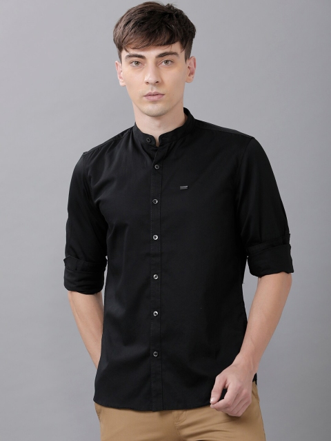 

IDENTITI Men Black Comfort Slim Fit Casual Shirt