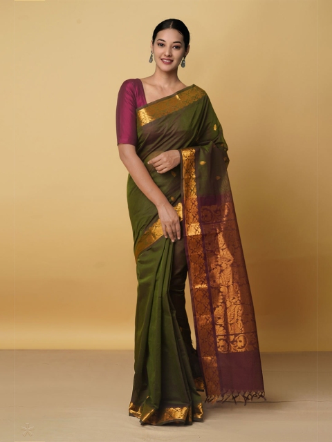 

Unnati Silks Green & Gold-Toned Woven Design Zari Pure Cotton Gadwal Saree