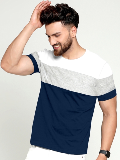 

GESPO Men Blue & White Colourblocked T-shirt