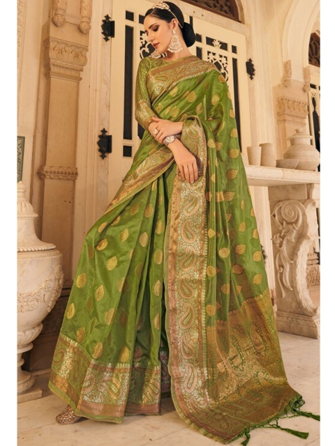 

KARAGIRI Green & Gold-Toned Woven Design Zari Organza Saree