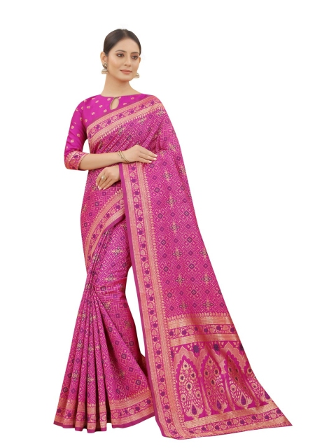 

MOKSHA DESIGNS Pink & Gold-Toned Ethnic Motifs Zari Pure Silk Kanjeevaram Saree