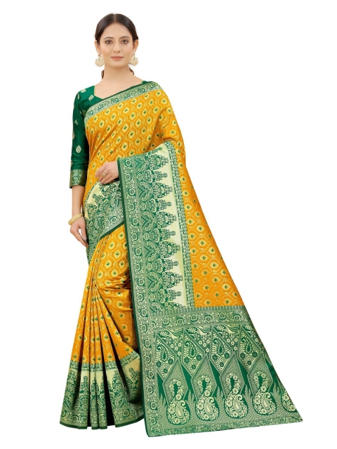 

MOKSHA DESIGNS Gold-Toned & Green Woven Design Zari Pure Silk Kanjeevaram Saree