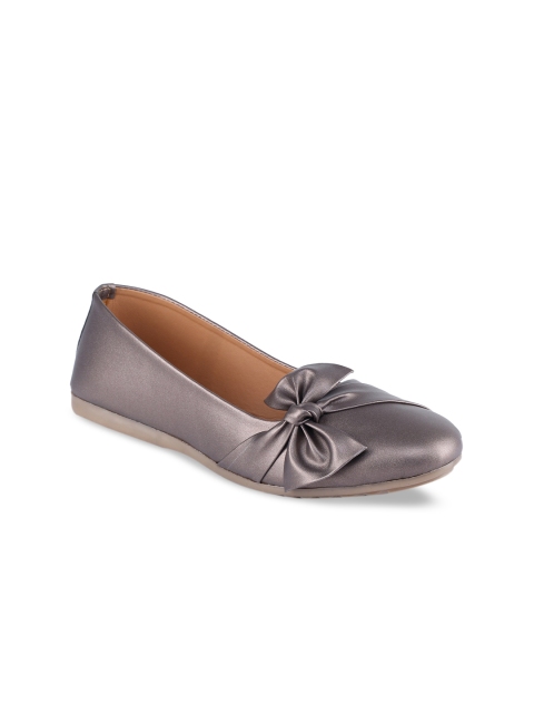 

Moonwalk Women Copper-Toned Ballerinas with Bows