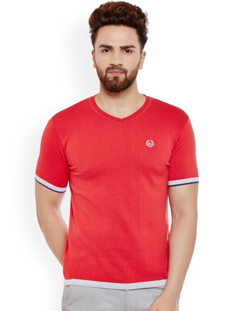 

Duke Men Red Solid V-Neck T-shirt