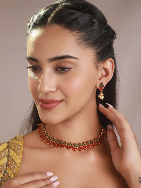 

Priyaasi Gold-Plated Gold Artificial Stones-Studded Jewellery Set