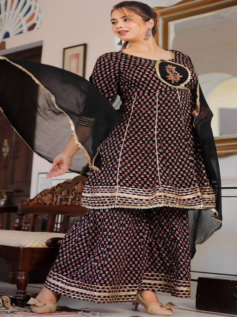 

SINGNI Women Black Ethnic Motifs Printed Kurta with Palazzos & With Dupatta