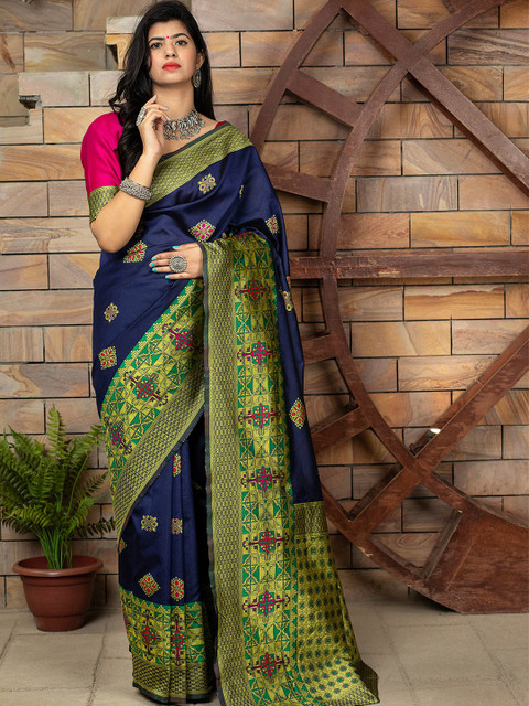 

ODETTE Navy Blue & Green Floral Zari Silk Blend Saree