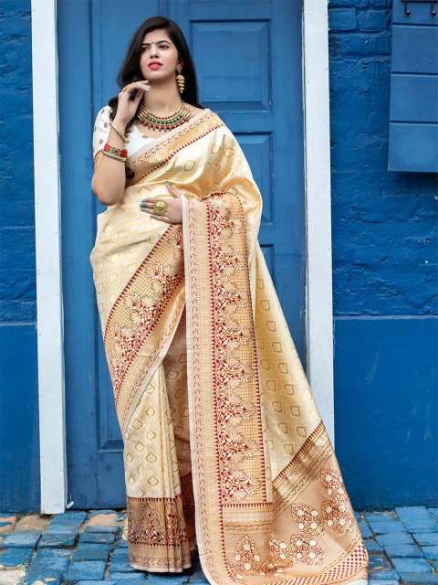 

ODETTE Off White & Gold-Toned Ethnic Motifs Zari Silk Blend Saree