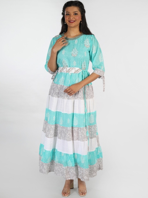 

taruni Blue & White Floral Maxi Dress