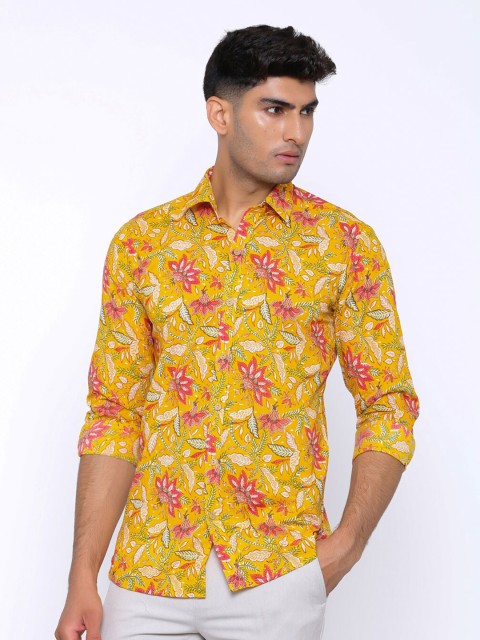 

Tistabene Men Yellow Comfort Floral Printed Casual Shirt