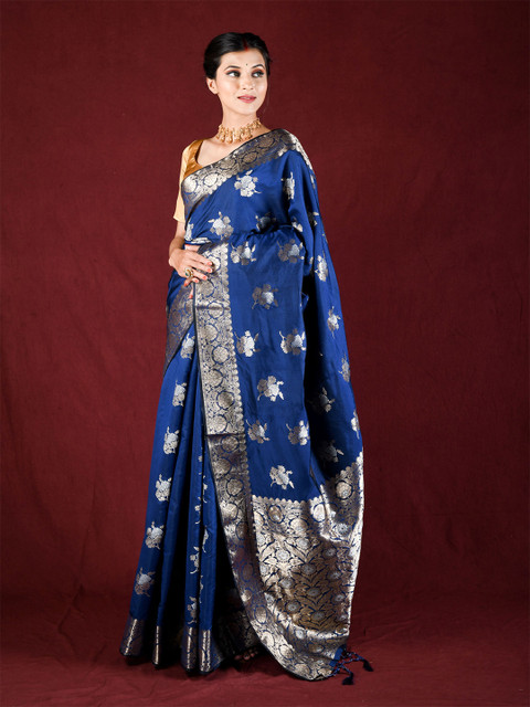 

Exclusiva Blue & Gold-Toned Floral Zari Silk Blend Saree