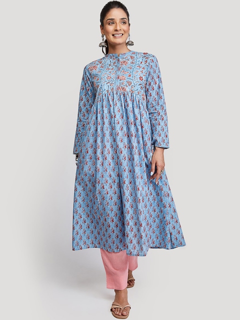 

EK BY EKTA KAPOOR Women Blue Floral Printed Flared Sleeves Cotton Kurta