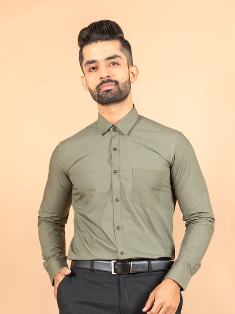 

Tistabene Men Green Solid Comfort Casual Shirt