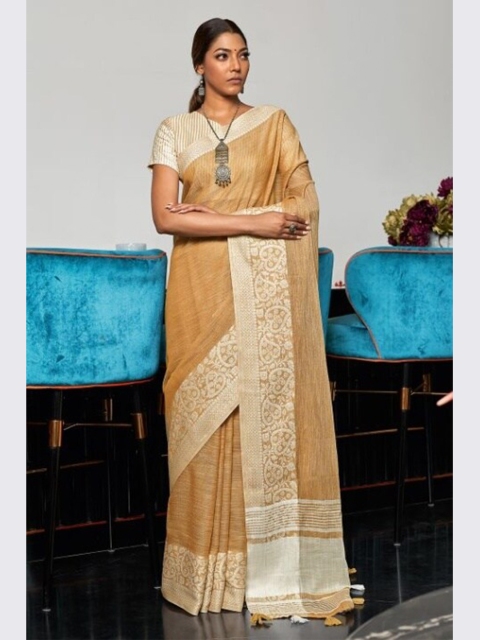 

KARAGIRI Beige And Off White Embroidered Border Saree