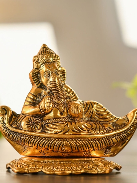 

Fashion Bizz Gold-Toned Solid Aasan Ganesha Idol Showpieces