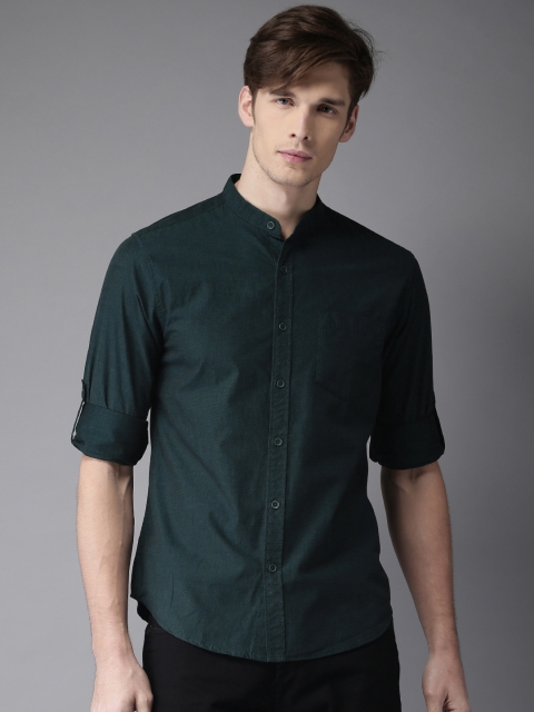 

HERE&NOW Men Green Regular Fit Solid Casual Shirt
