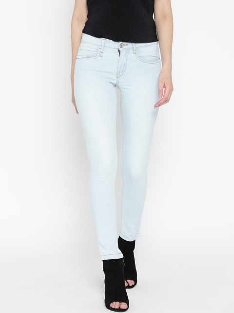 

Roadster Women Blue Skinny Fit Mid-Rise Clean Look Stretchable Cropped Jeans