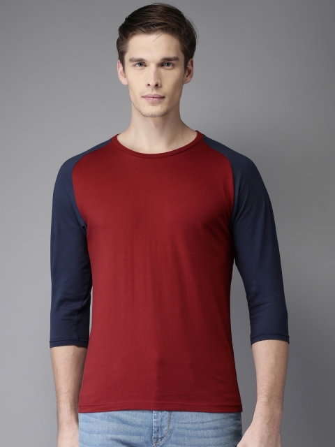 

HERE&NOW Men Maroon Solid Round Neck T-shirt