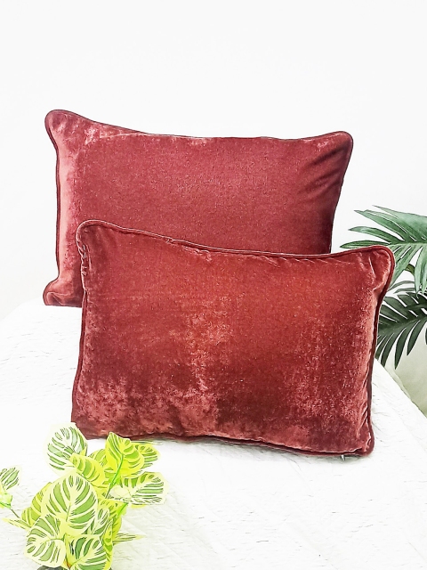 

STITCHNEST Set of 2 Rectangle Cushion Covers, Red