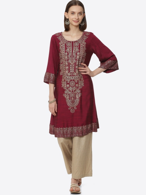 

Rangriti Women Maroon & Gold-Toned Floral Printed Extended Sleeves Kurta