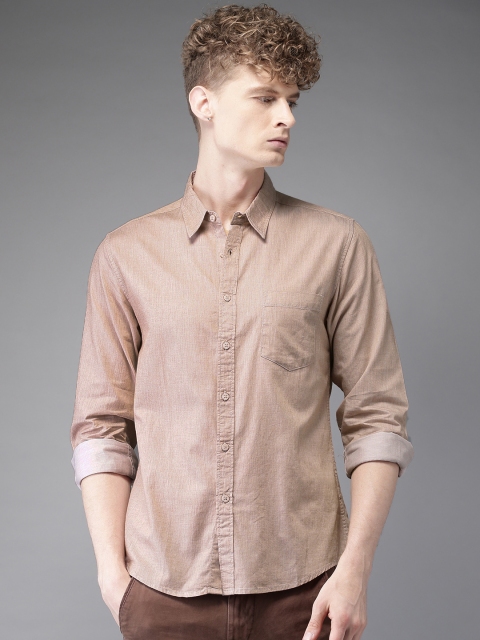 

Moda Rapido Men Beige Solid Casual Shirt