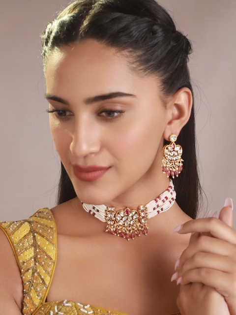 

Priyaasi Gold-Plated Pink & White Stones Studded & Beaded Jewellery Set