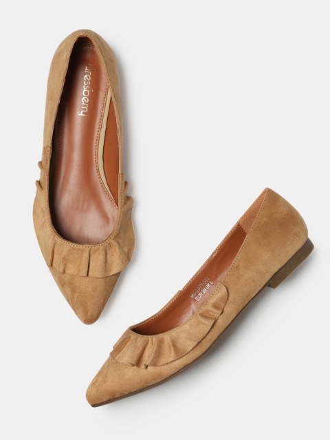 

DressBerry Women Tan Brown Pointy-Toed Ballerinas