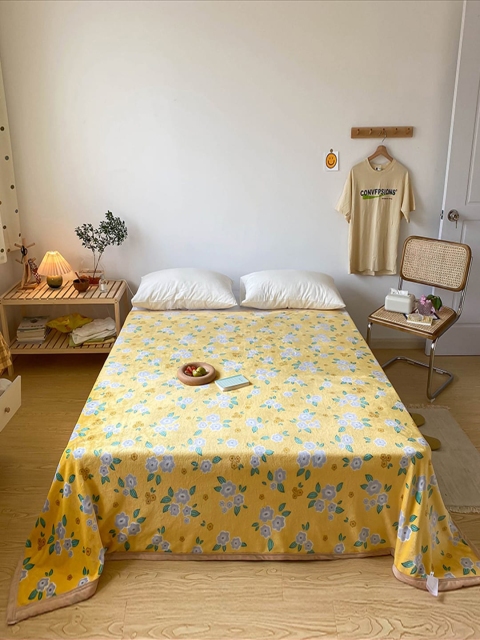 

JC Collection Unisex Yellow Blankets Quilts and Dohars