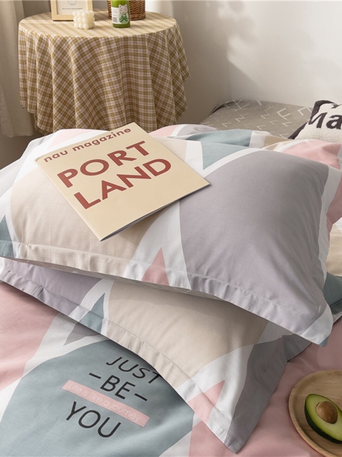 

JC Collection Pure cotton White Printed Bedding Set